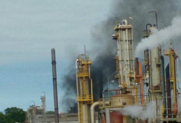 Emergencia en la refinería abre debate sobre la urgencia del PMRB