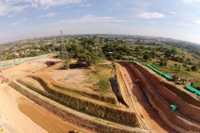 Las demoras, en las grandes obras, que afectan la economía