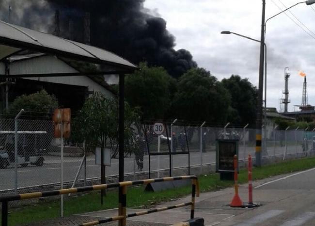 Un obrero herido dejó nuevo incendio en refinería de Barrancabermeja