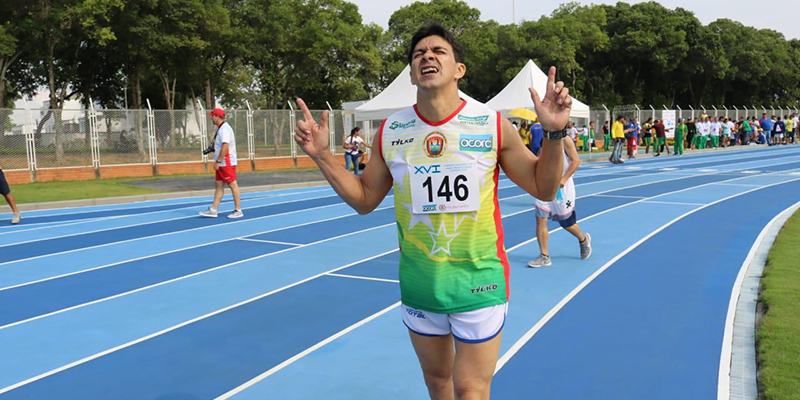 Soel Caballero, el periodista deportivo campeón departamental de atletismo