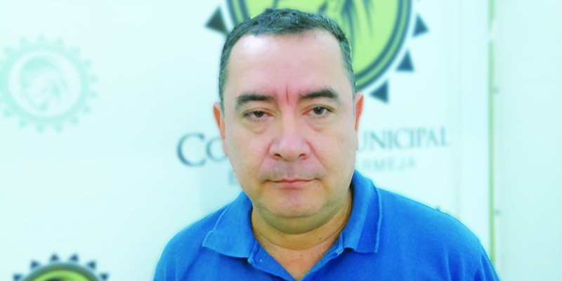 Concejal Luis Fernando Calderón presentó renuncia de su cargo