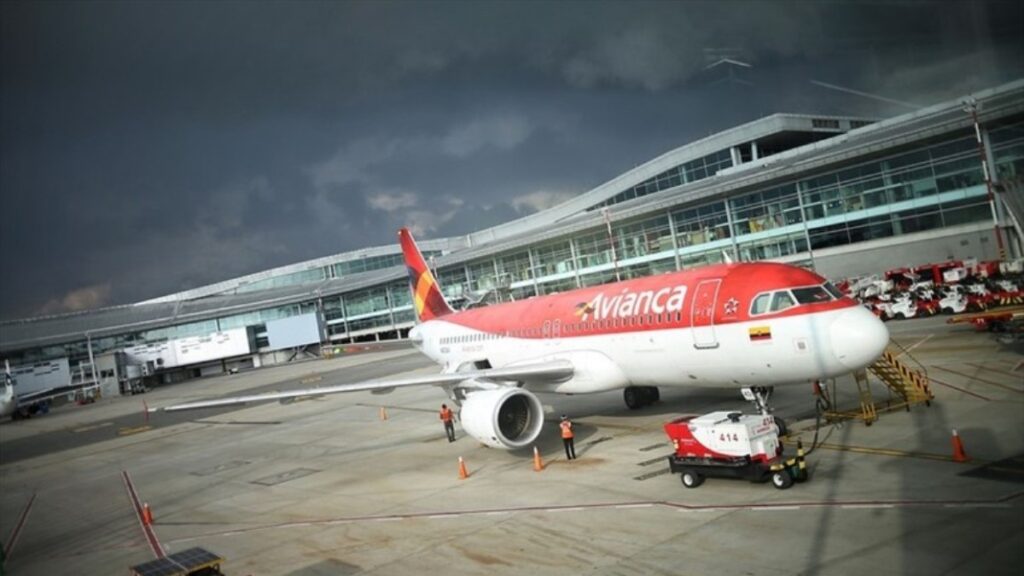 Tribunal suspende desembolso del préstamo a Avianca