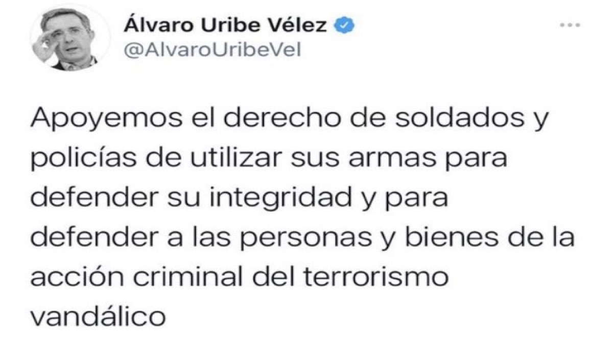 Álvaro Uribe arremete contra la población civil 