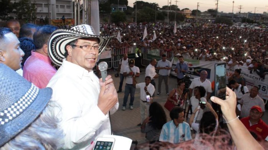 Gustavo Petro ratifica que nació en Ciénaga de Oro: el candidato publica hoja de vida